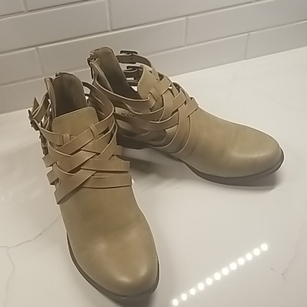 EUC spring booties by JustFab